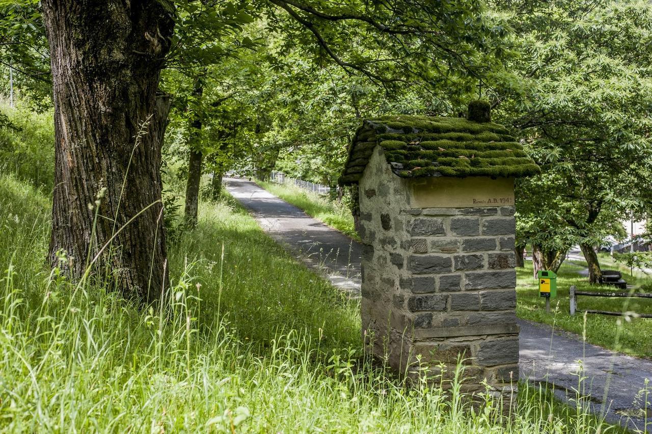 Grotto Zendralli Roveredo Екстер'єр фото